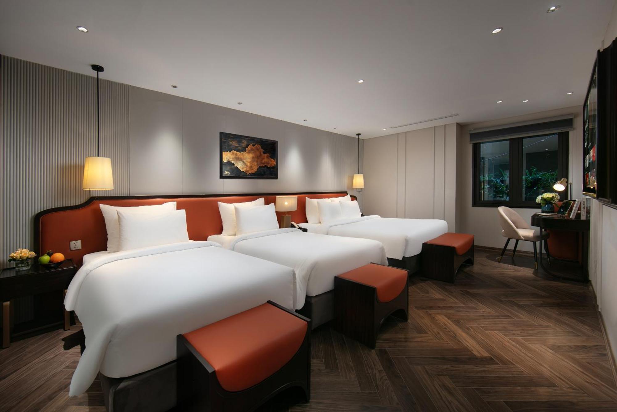 האנוי Le Premier Hotel & Rooftop Bar מראה חיצוני תמונה