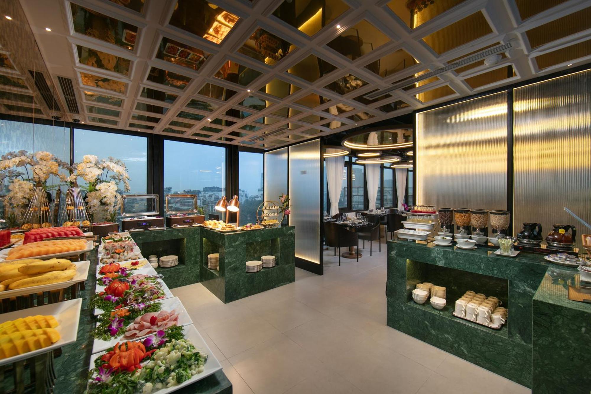 האנוי Le Premier Hotel & Rooftop Bar מראה חיצוני תמונה