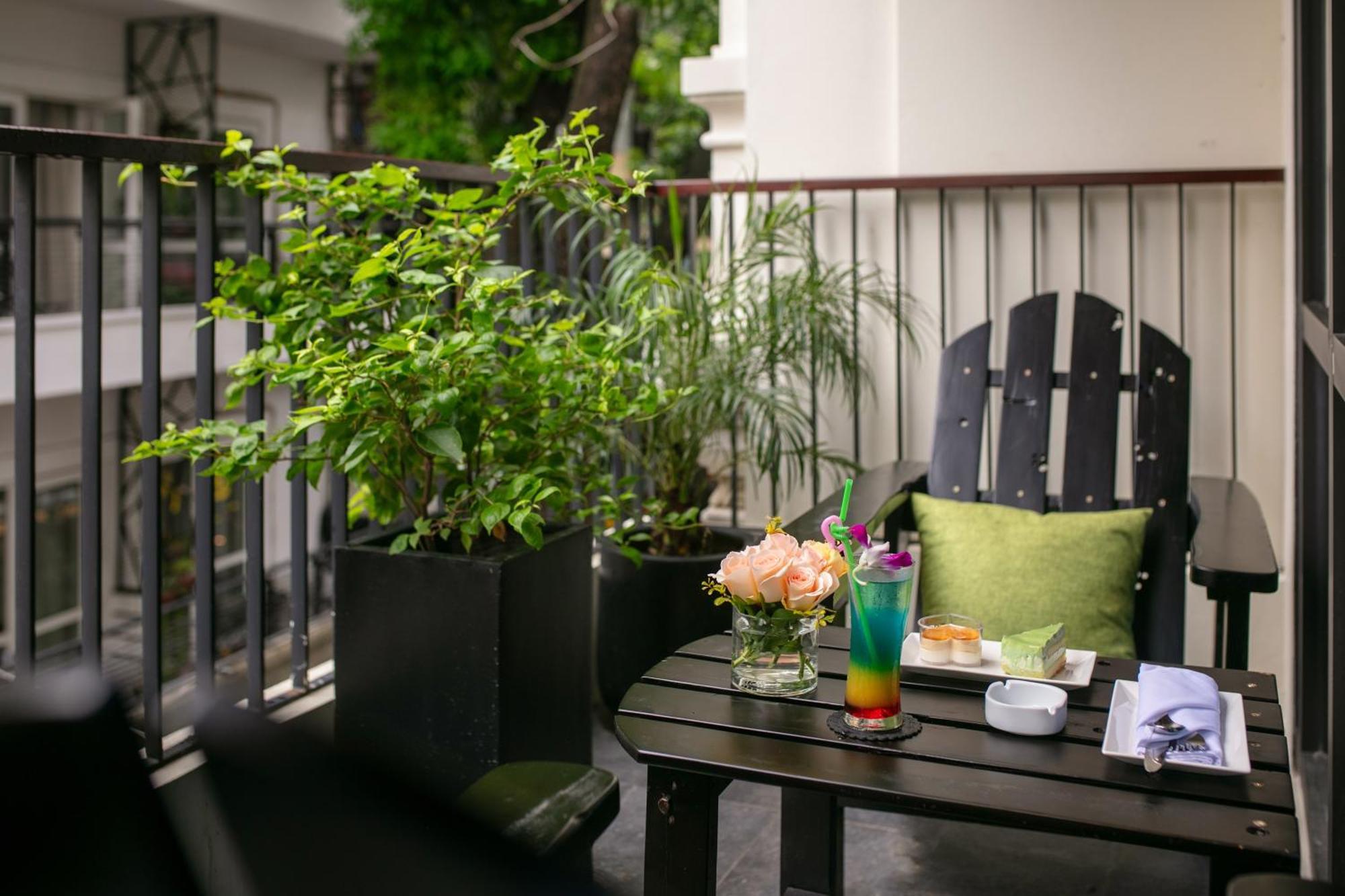 האנוי Le Premier Hotel & Rooftop Bar מראה חיצוני תמונה