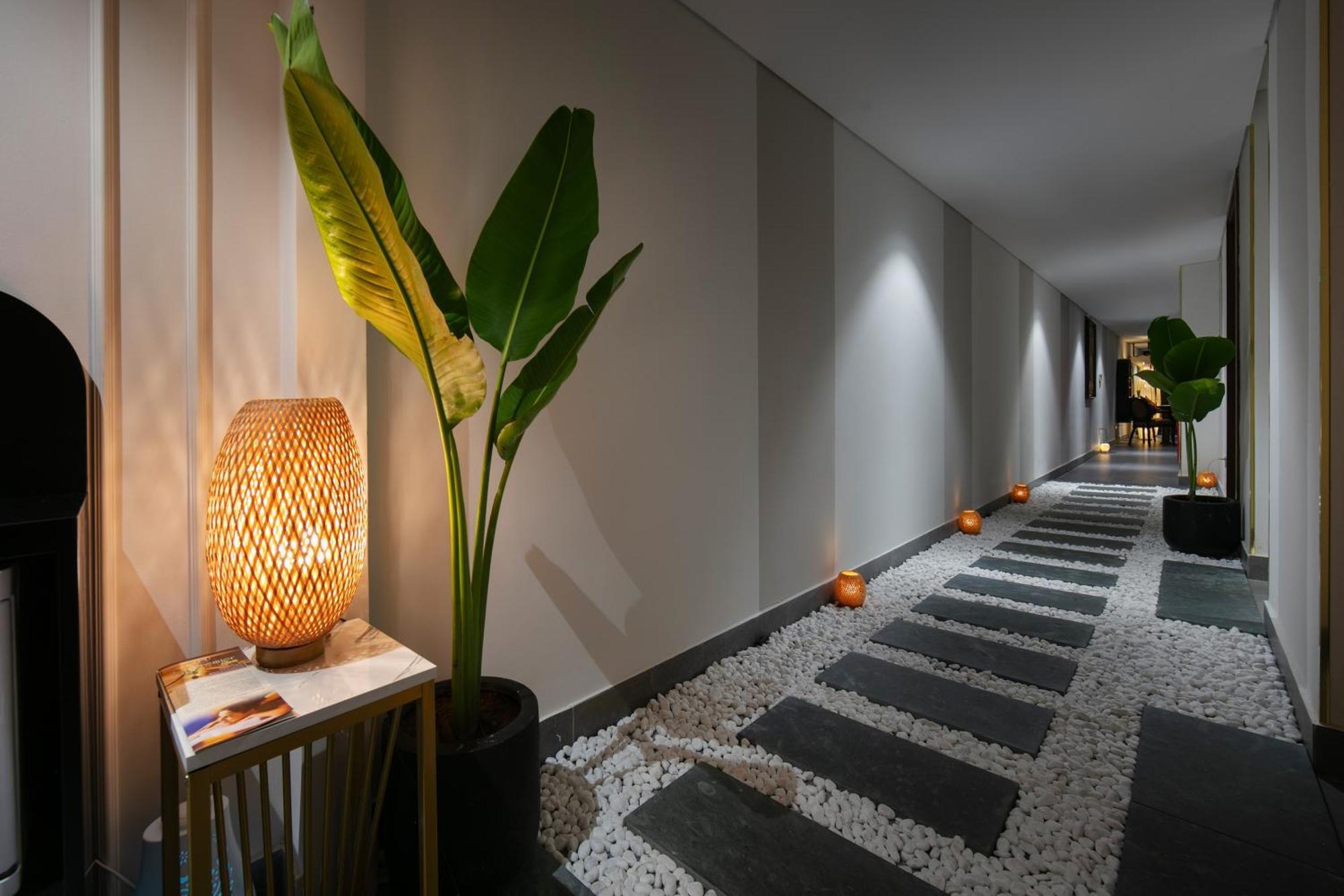 האנוי Le Premier Hotel & Rooftop Bar מראה חיצוני תמונה