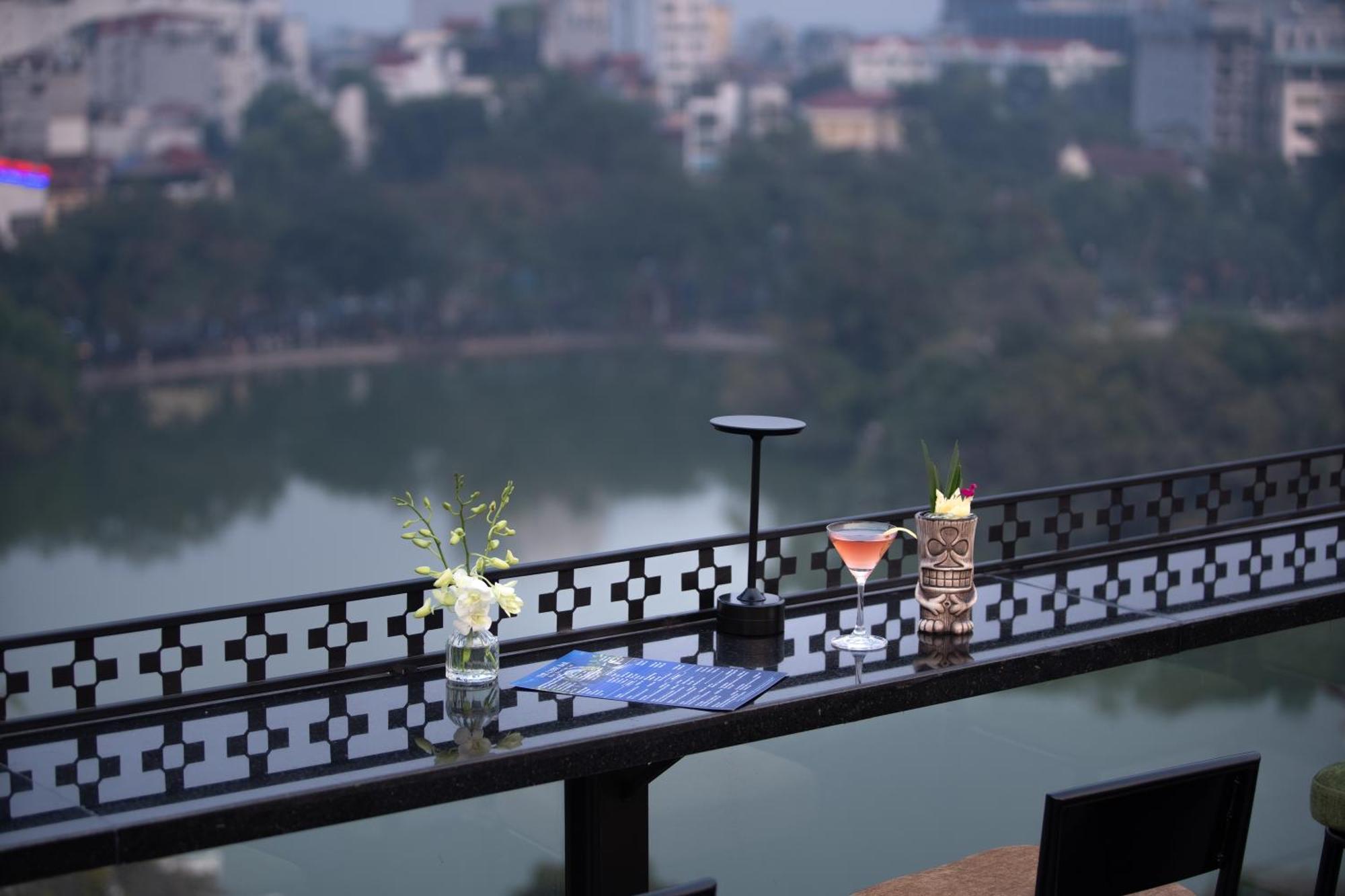 האנוי Le Premier Hotel & Rooftop Bar מראה חיצוני תמונה